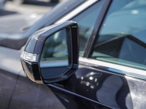 Used 2020 Cadillac XT6 Premium Luxury image 6