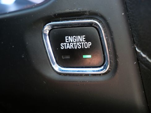Used 2018 GMC Acadia SLE AWD/4WD image 27