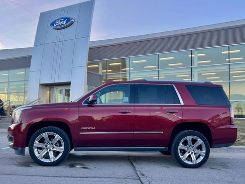 Used 2018 GMC Yukon Denali w/ Denali Ultimate Package image 2