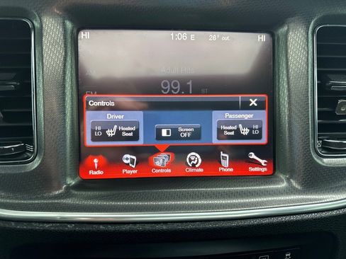 Used 2014 Dodge Charger SXT image 25