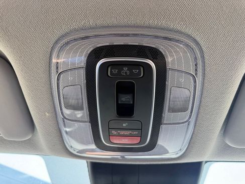 Used 2025 Hyundai Elantra SEL FWD image 17