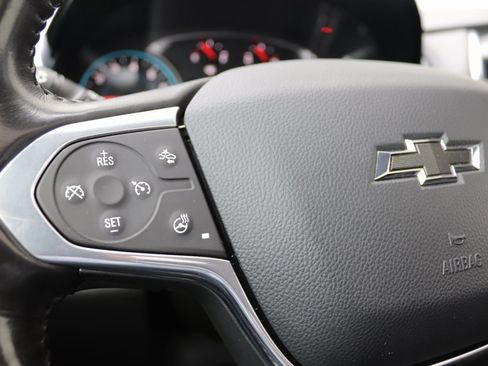 Used 2020 Chevrolet Traverse RS image 38