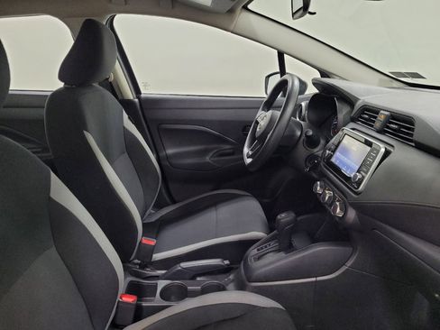Used 2025 Nissan Versa S w/ Trunk Package FWD image 21