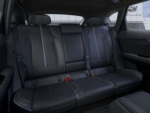New 2025 Cadillac Optiq Luxury 2 w/ LPO, Floor Liner Package image 17