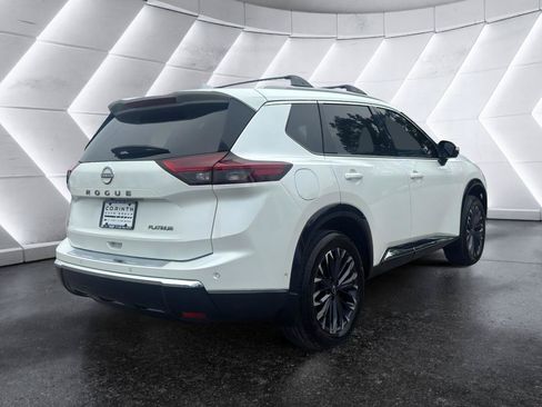 Used 2025 Nissan Rogue Platinum w/ Platinum Premium Package FWD image 7