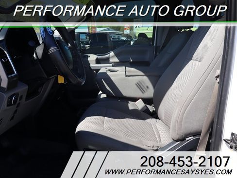 Used 2015 Ford F150 XLT image 18