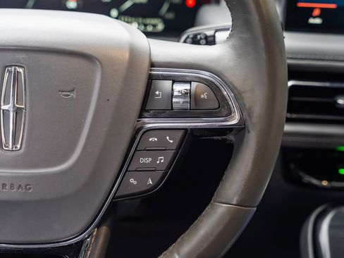 Used 2021 Lincoln Nautilus Reserve w/ Monochromatic Package image 27