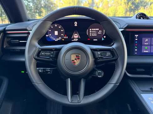 New 2025 Porsche Macan 4S Electric AWD/4WD image 15