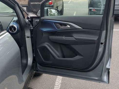 New 2025 Chevrolet Equinox EV LT w/ Convenience Package II image 43