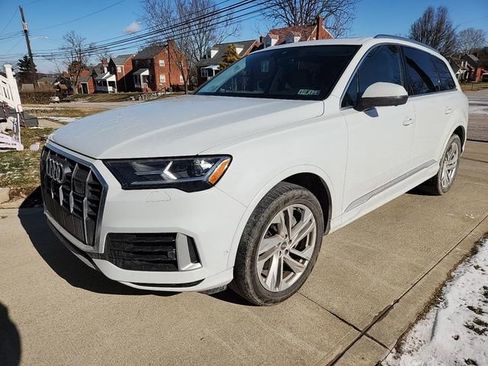 Used 2023 Audi Q7 3.0T Premium Plus w/ Premium Plus Package image 3