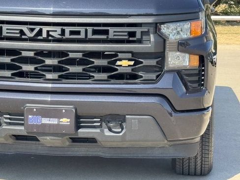 Used 2023 Chevrolet Silverado 1500 Custom AWD/4WD image 10