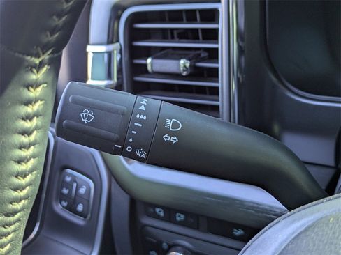 Used 2024 Ford F250 Lariat w/ Sport Appearance Package image 26