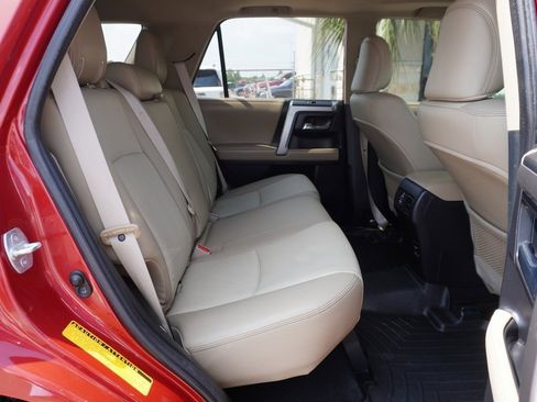 Used 2016 Toyota 4Runner SR5 Premium image 24