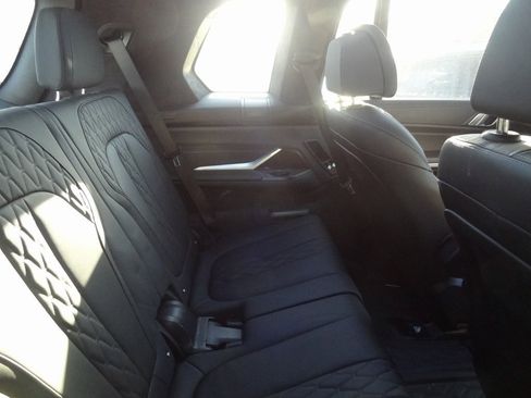Used 2024 BMW X7 M60i w/ Executive Package image 12
