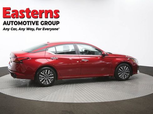 Used 2023 Nissan Altima 2.5 SV w/ SV Premium Package image 44