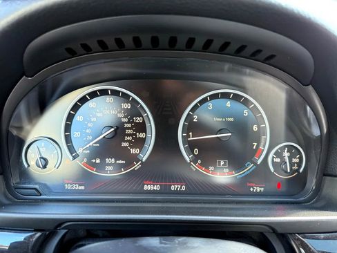 Used 2012 BMW 550i Sedan image 13