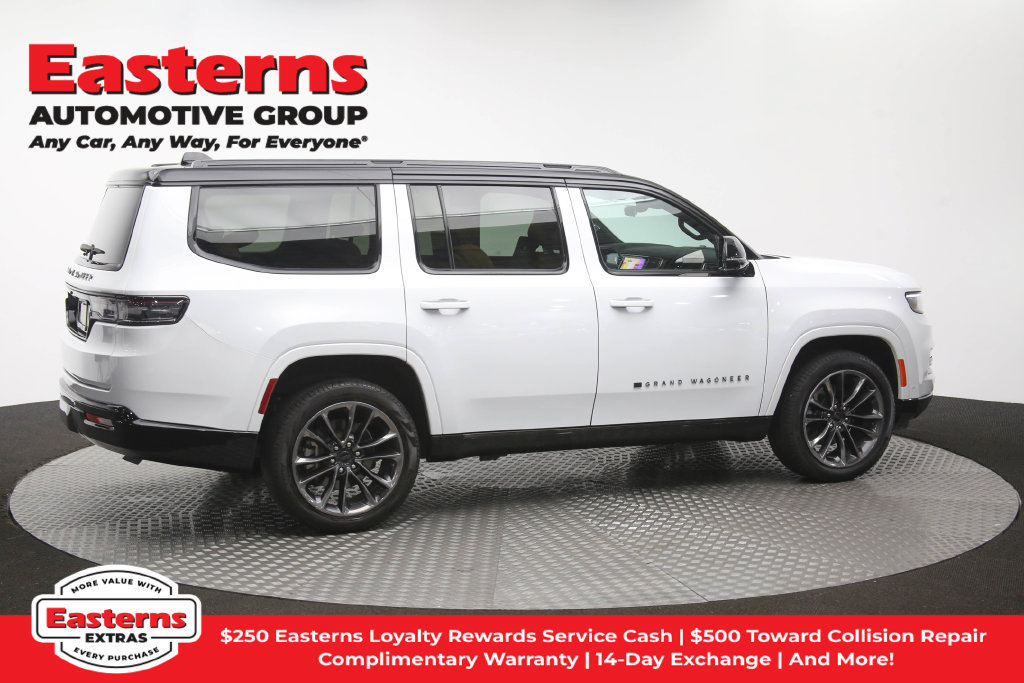 Used 2025 Jeep Grand Wagoneer Series III w/ Rear Seat Video Group 1 AWD/4WD image 50