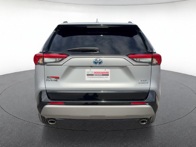 Used 2023 Toyota RAV4 XSE w/ XSE Grade Weather Package AWD/4WD image 5