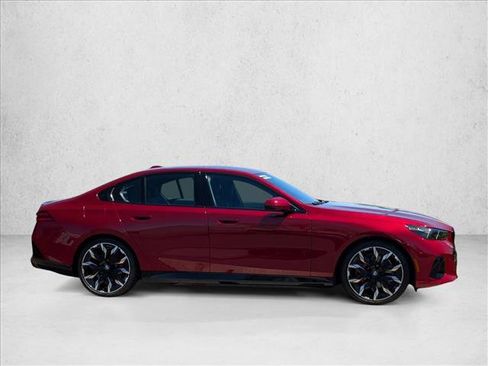 Certified 2026 BMW i5 eDrive40 w/ M Sport Package RWD image 4