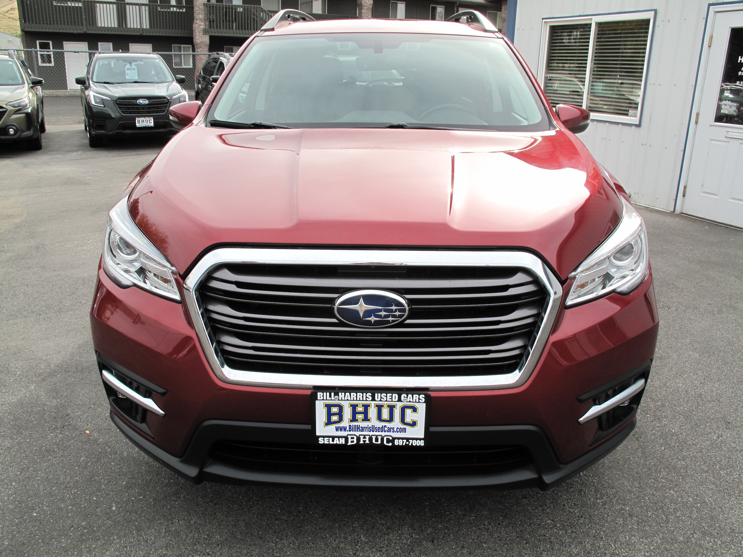 Used 2022 Subaru Ascent Limited AWD/4WD image 2