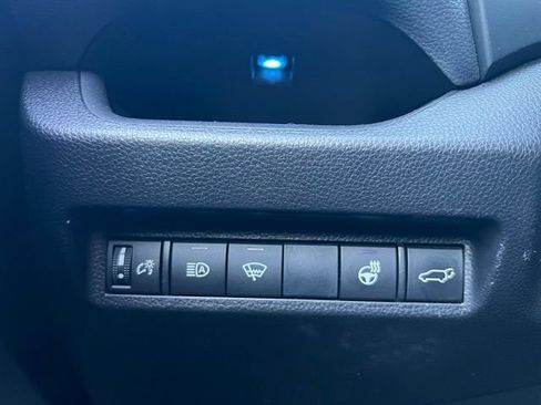 Used 2020 Toyota RAV4 XSE AWD/4WD image 21