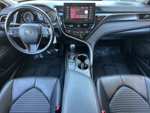 Used 2023 Toyota Camry SE image 12