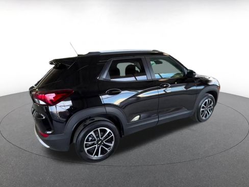 Used 2025 Chevrolet TrailBlazer LT image 13