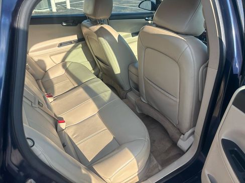 Used 2009 Chevrolet Impala LT w/ Luxury Edition Package FWD image 24