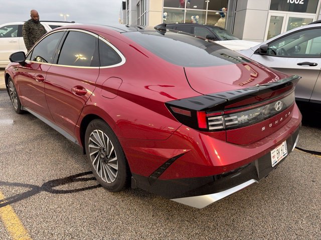 Used 2025 Hyundai Sonata Limited FWD image 4
