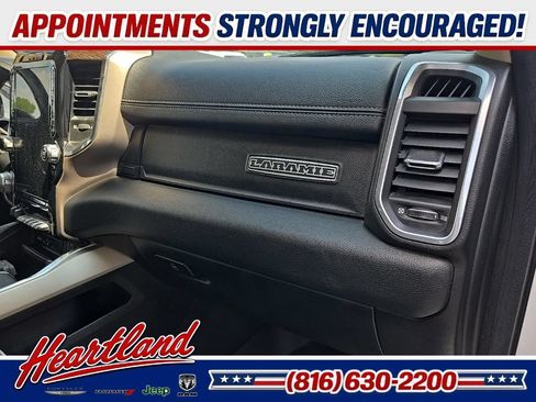 Used 2019 RAM 1500 Laramie AWD/4WD image 90
