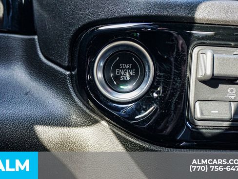 Used 2024 Chevrolet Silverado 1500 High Country w/ Technology Package image 32