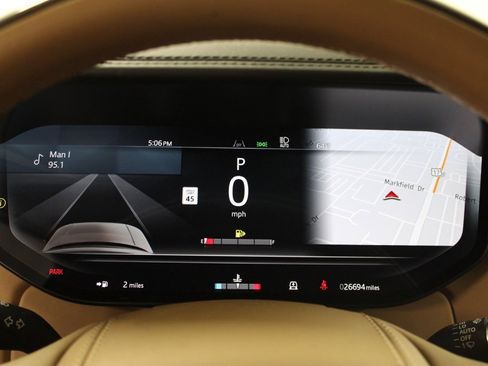 Used 2024 Land Rover Range Rover Long Wheelbase Autobiography image 22