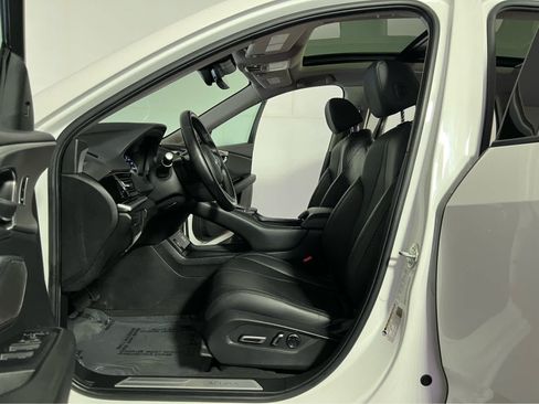 Used 2024 Acura RDX SH-AWD image 21