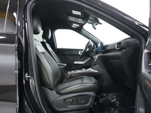 Used 2023 Ford Explorer Timberline image 11