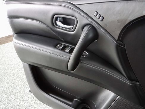 Used 2023 INFINITI QX80 Luxe w/ Cargo Package image 24