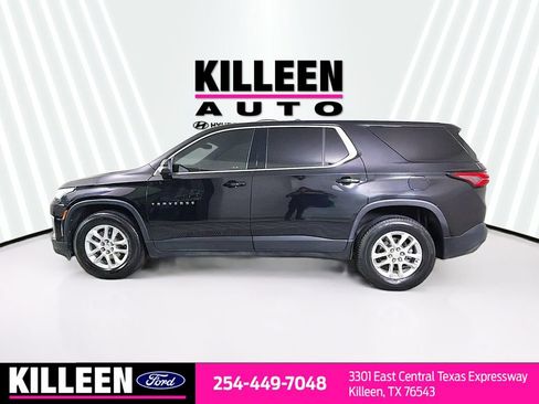 Used 2022 Chevrolet Traverse LS FWD image 4