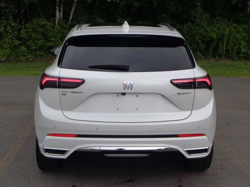 Used 2025 Buick Envision Avenir AWD/4WD image 6