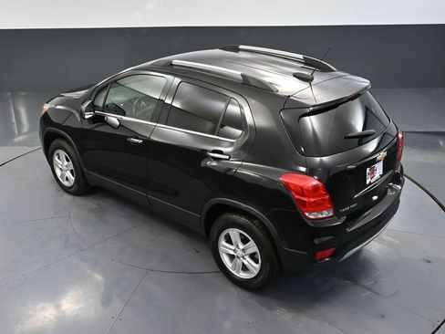 Used 2020 Chevrolet Trax LT w/ LT Convenience Package AWD/4WD image 48