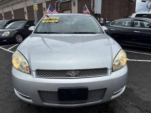 Used 2014 Chevrolet Impala LT w/ LT Sunroof Package FWD image 3