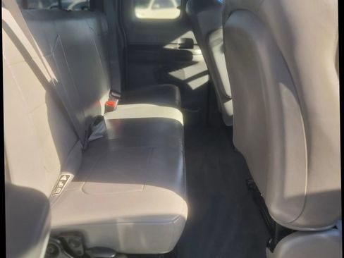 Used 2004 Ford F250 Lariat RWD image 21