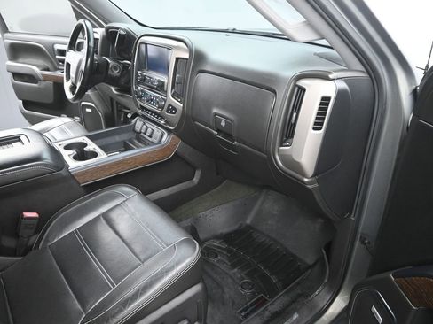 Used 2017 GMC Sierra 1500 Denali w/ Denali Ultimate Package image 17
