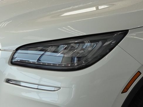 Used 2023 Lincoln Corsair AWD w/ Equipment Group 101A image 31