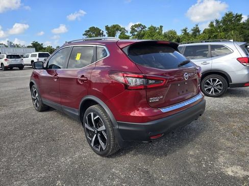 Used 2022 Nissan Rogue Sport SL w/ Premium Package AWD/4WD image 9