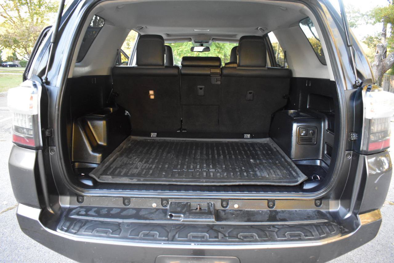 Used 2016 Toyota 4Runner SR5 Premium AWD/4WD image 19