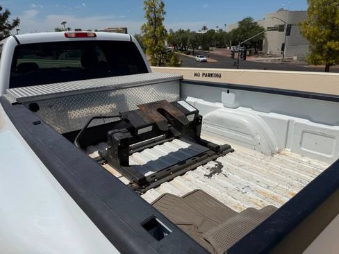 Used 2005 Chevrolet Silverado 3500 LT w/ Heavy-Duty Power Package AWD/4WD image 15