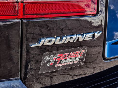 Used 2020 Dodge Journey Crossroad image 9