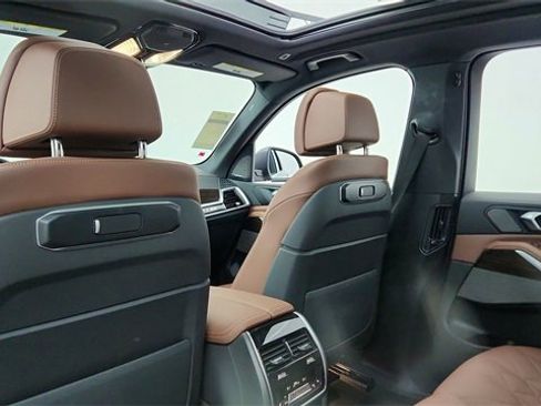 Used 2026 BMW X5 sDrive40i image 30