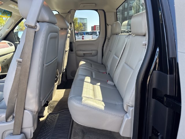Used 2013 Chevrolet Silverado 1500 LTZ w/ LTZ Plus Package AWD/4WD image 24