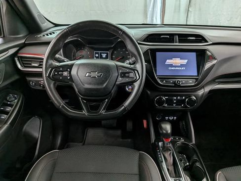 Used 2023 Chevrolet TrailBlazer RS w/ Convenience Package FWD image 22