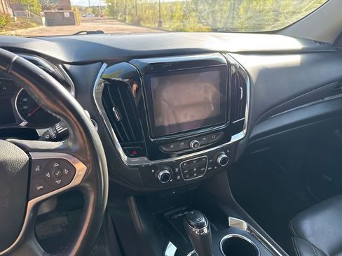 Used 2018 Chevrolet Traverse Premier w/ Redline Edition FWD image 11